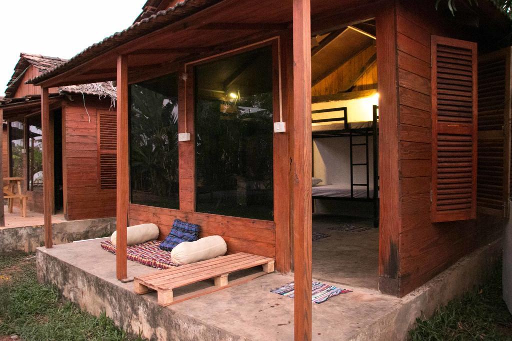 Wonderland Hostel Anjuna Extérieur photo