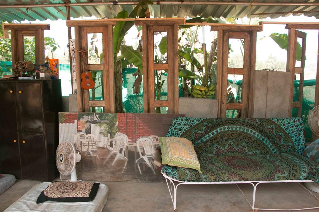 Wonderland Hostel Anjuna Extérieur photo